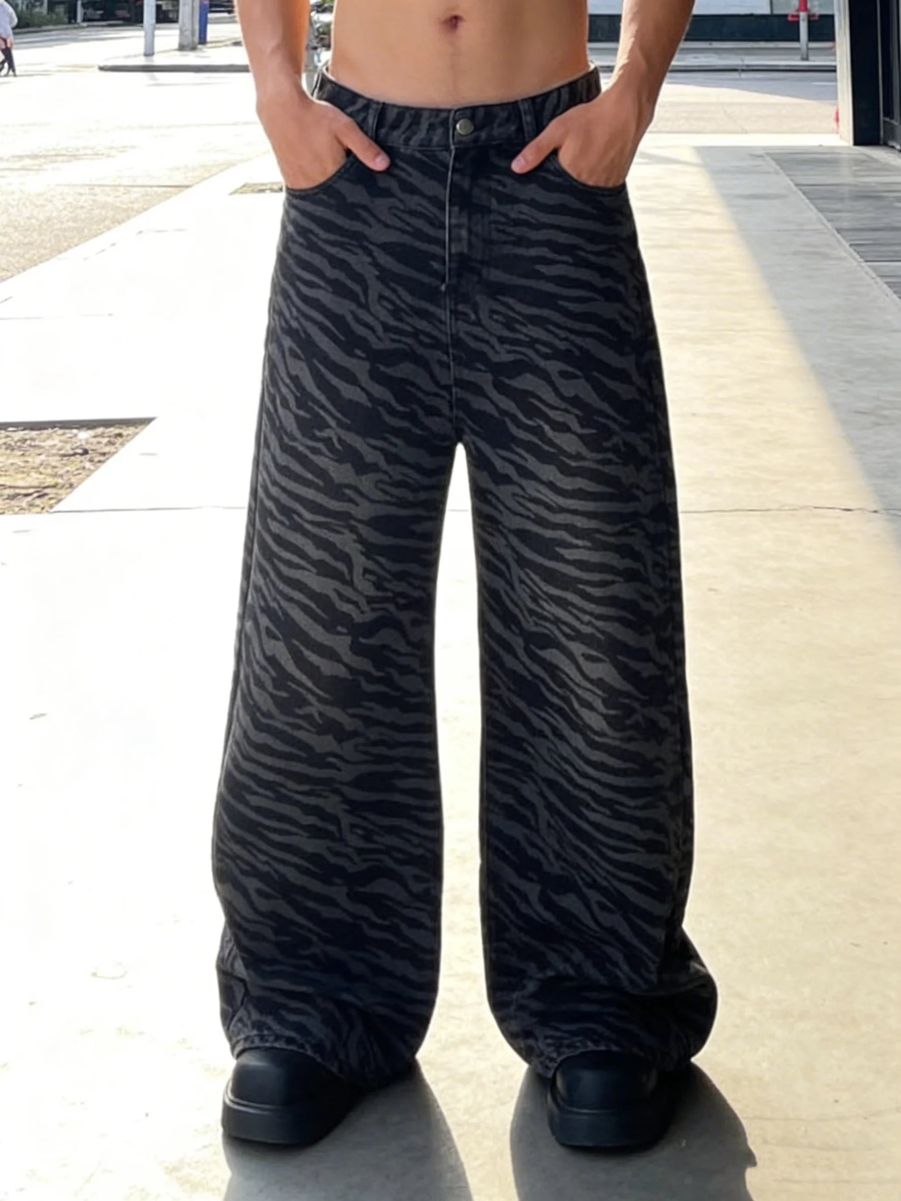 European and American Ins trendy straight tube loose American washed distressed printed ripped jeans